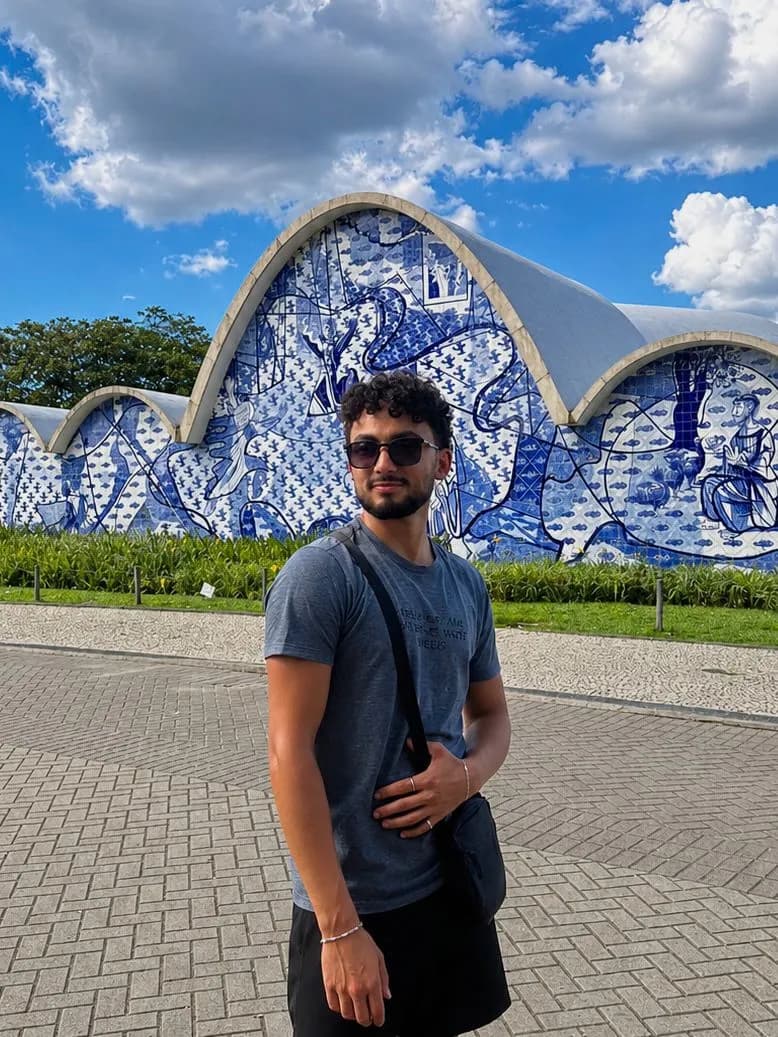 Ítalo Donadelli, estagiário de arquitetura da Lares Arquitetura e Interiores