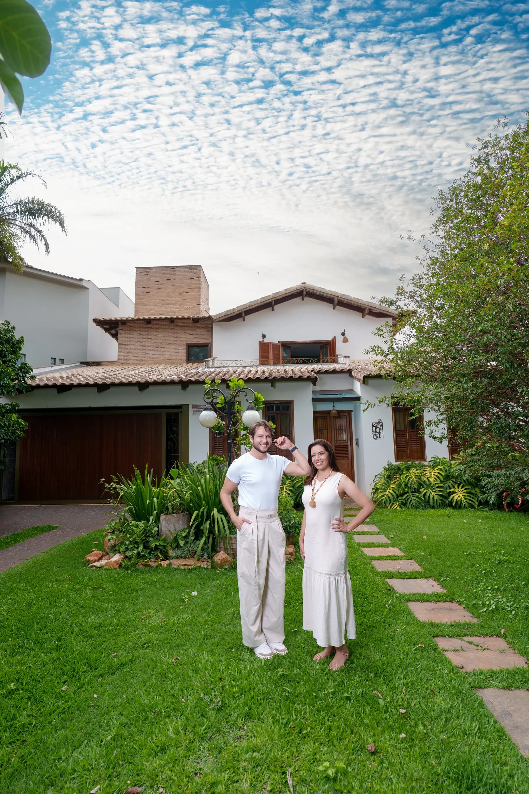 Casa Brasileira · Fachada, projeto da Lares Arquitetura e Interiores em Uberlândia, MG